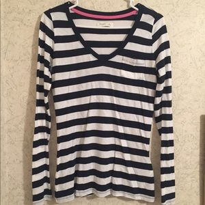 🆕 Gently loved nautical stripe long sleeve tee